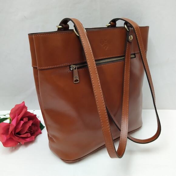 Patricia Nash Brown Leather Convertible Backpack Crossbody Bag main image 7